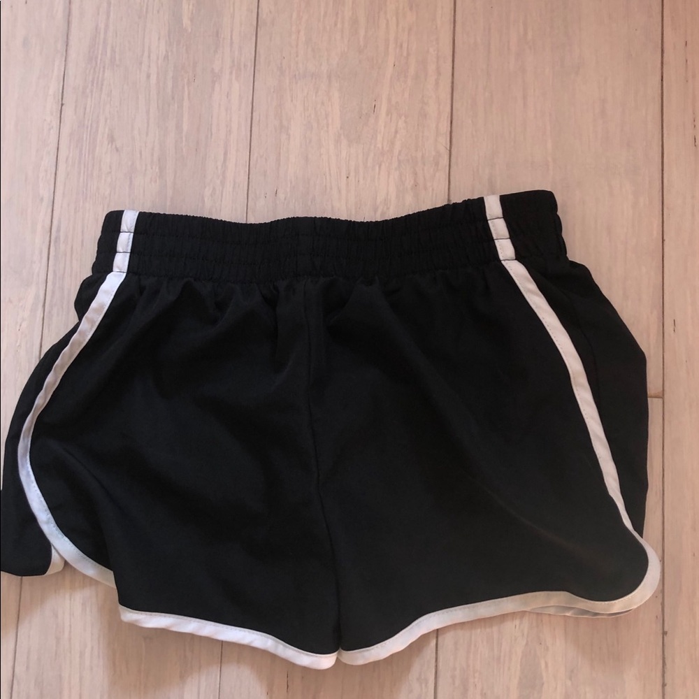 girls workout shorts!